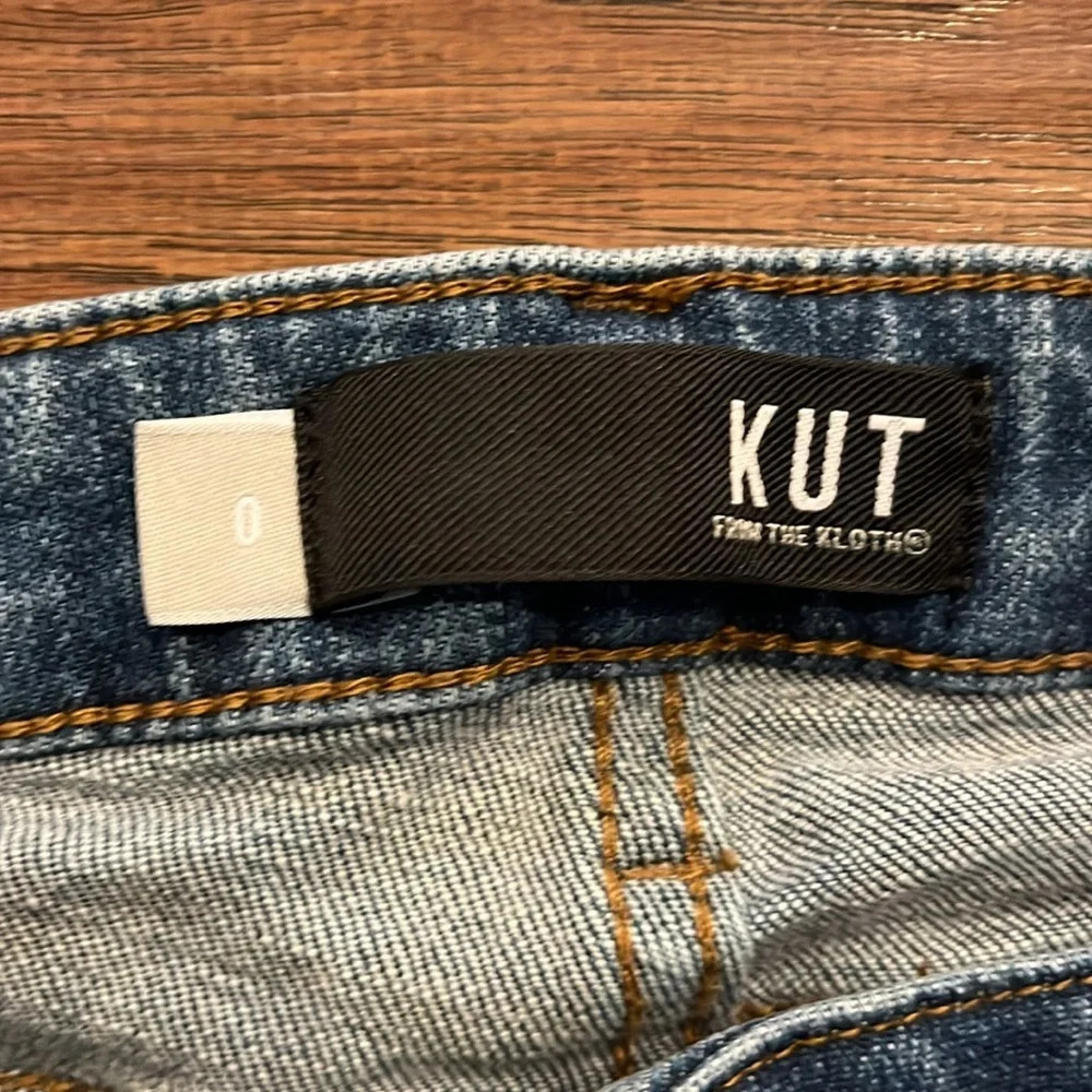 KUT From the Kloth Catherine Boyfriend Jeans Size 0 - Picture 3 of 10